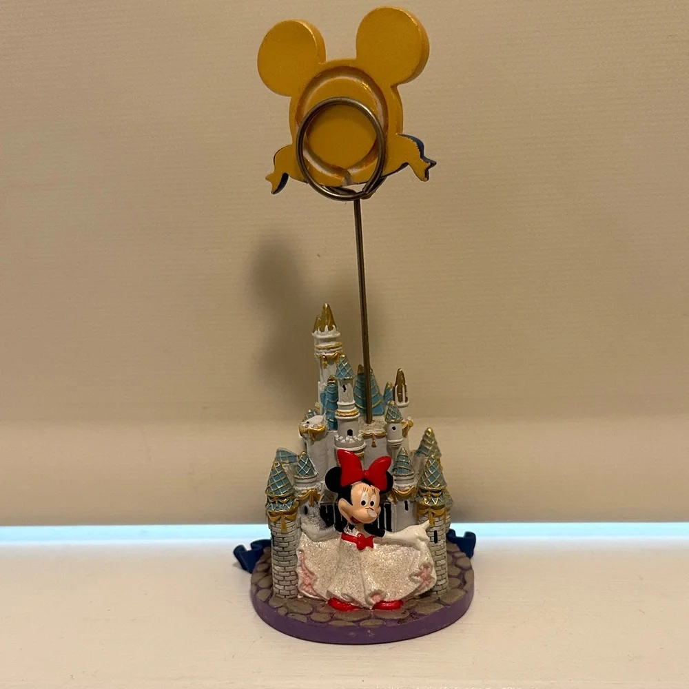 Disney decorative castle